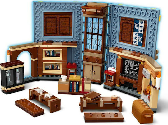 LEGO Harry Potter Hogwarts Moment Charms Class pentru 8+ ani Ani 256buc