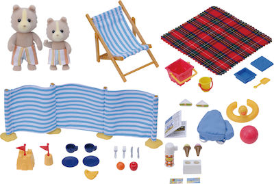 Epoch Toys Jucărie Miniatură Day at the Seaside Set Familii Sylvanian pentru 3+ Ani (Diverse modele) 1 buc