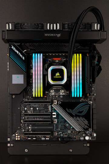 Corsair MP600 Pro SSD 2TB M.2 NVMe PCI Express 4.0 CSSD-F2000GBMP600PRO
