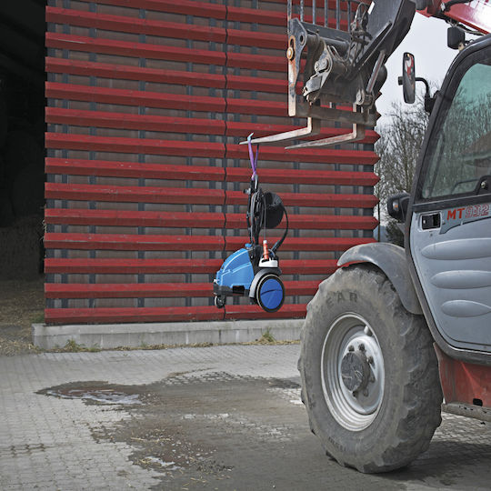 Nilfisk Pressure Washer Electric 6100W with Pressure 200bar and Metal Pump