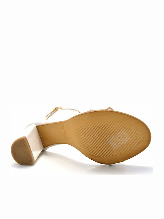 Sandalen aus Lackleder Weiß