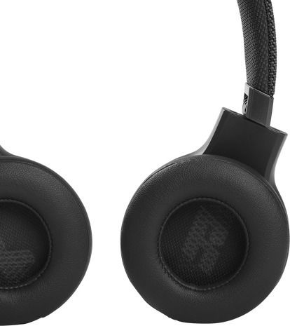 JBL Live 460NC Wireless / Wired On Ear Headphones with 50 hours of Operation and Quick Charge Black