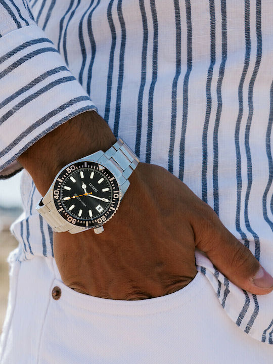 Le Dom Diver's Men's Watch 44mm Battery with Silver Metal Bracelet