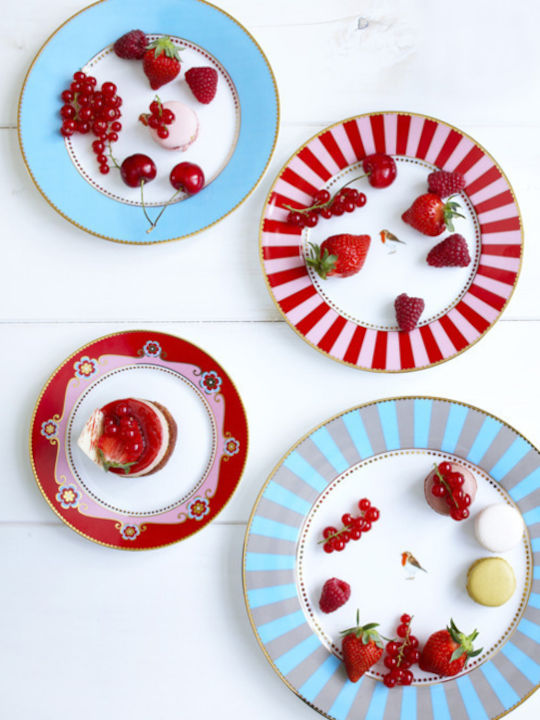 PiP Studio Love Birds Plate Desert made of Porcelain Red Pink Stripes with Diameter 17cm