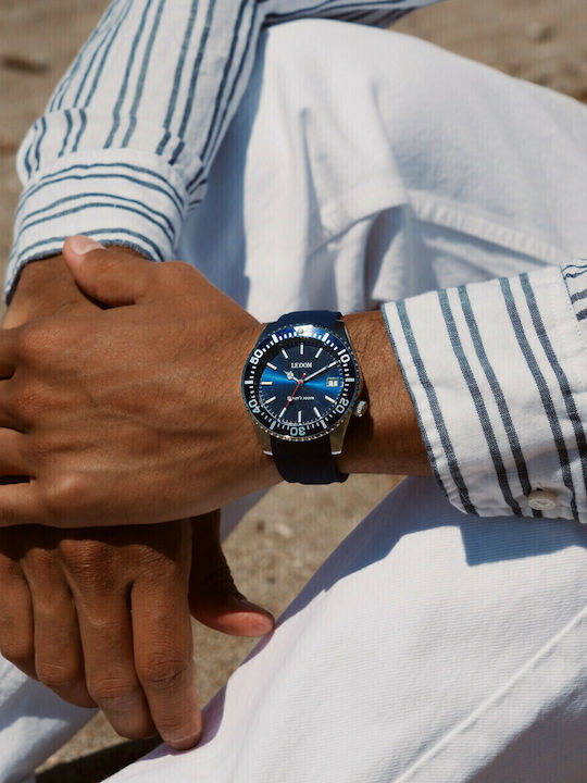 Le Dom Diver's Men's Watch 44mm Battery with Blue Rubber Strap