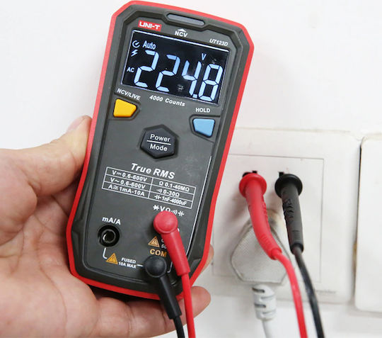 Uni-T UT123D Digital Multimeter True RMS with Measurement AC / DC / Resistor UT123D