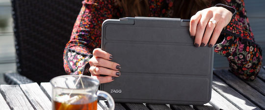 Zagg Pro Keys with Trackpad Flip Cover with Keyboard in English UK for iPad 2019/2020/2021 10.2''