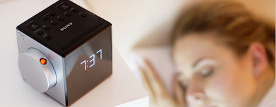 Sony Настолен Цифров Часовник с Будилник & Радио ICFC1PJ-CED