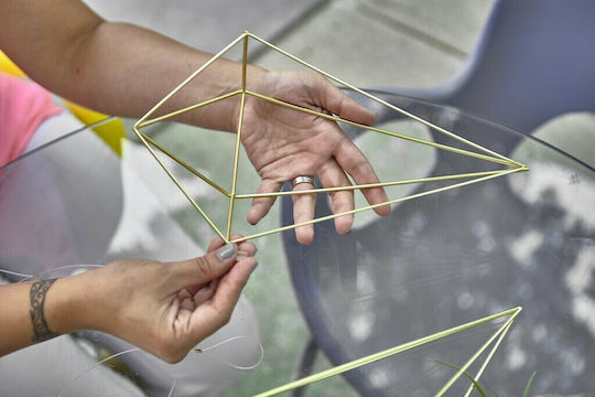 Umbra 3D Декоративно Стенно Геометрични Форми Златисто От Метал 6 Бройки