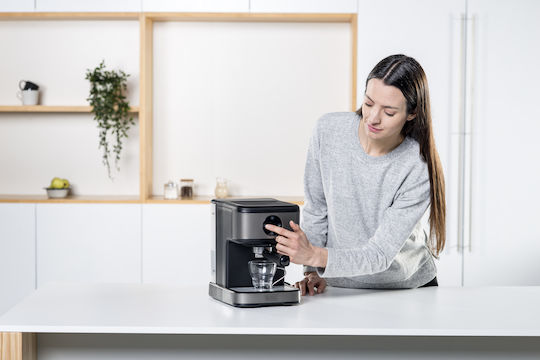 Black & Decker BXCO850E Μηχανή Espresso 850W Πίεσης 20bar Μαύρη ES9200060B