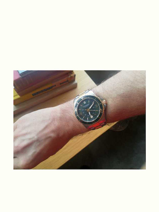 Victorinox Maverick Watch Battery with Metal Bracelet Victorinox Maverick Watch Battery with Metal Bracelet