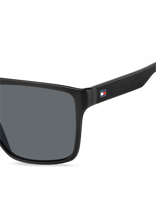 Tommy Hilfiger Men's Sunglasses with Black Horn-Rimmed Frame and Grey Polarized Lens 2027990035-9IR