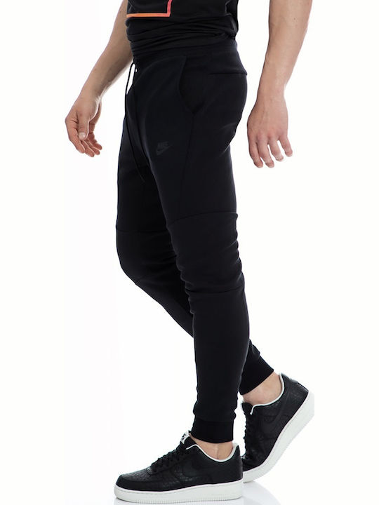 Nike Tech Παντελόνι Φόρμας με Λάστιχο Fleece Μαύρο