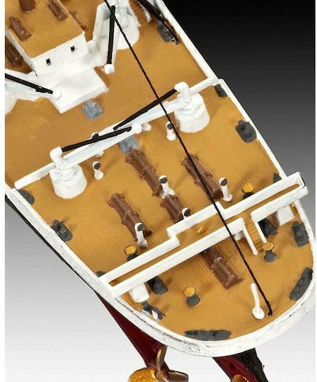 Revell R.M.S Titanic Modeling Figure Ship 132 Pieces in Scale 1:700 38.5cm.