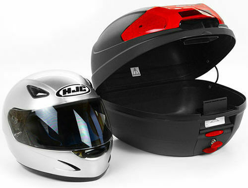 Givi E300N Monolock Μπαγκαζιέρα Μοτοσυκλέτας με Κόκκινα Αντανακλαστικά 30lt Μαύρη