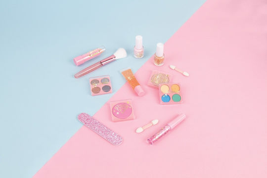 Make It Real Children's Beauty Vanity