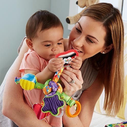 Lamaze Κρεμαστό Παιχνίδι Αυτοκινήτου με Μασητικό και Καθρέφτη για Νεογέννητα