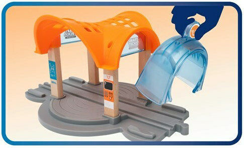 Brio Toys Smart Tech Sound Action Σετ με Τρενάκι με Ήχο και Φως για 3+ Ετών