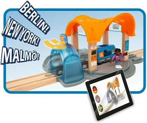 Brio Toys Smart Tech Sound Action Σετ με Τρενάκι με Ήχο και Φως για 3+ Ετών