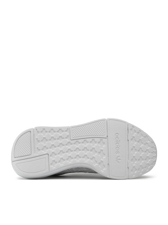 Swift Run 22 Kids Sports Shoes Running with Laces Yellow