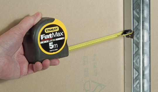 Stanley Tape Measure with Auto-Rewind and Magnet 32mm x 5m