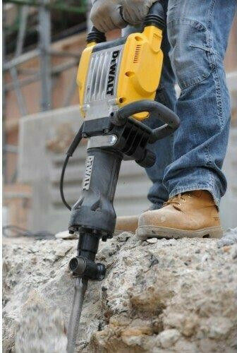 DEWALT D25960K Impact Demolitionist Electric 1600W with Chuck HEX D25960K