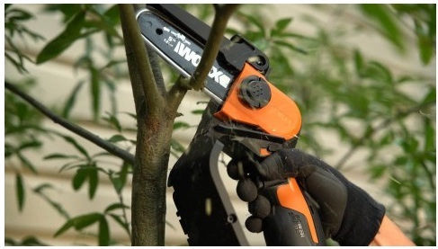 Worx Pruning Battery Chainsaw 20V 1.8kg with Blade 12cm