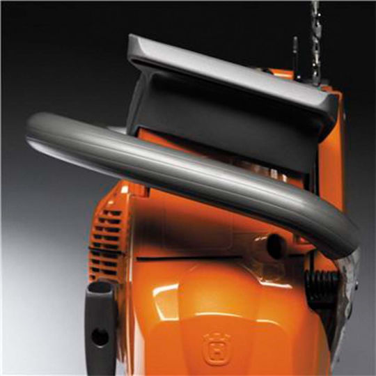 Husqvarna Benzin-Kettensäge 6.1kg mit Schiene 45cm und Easy Start