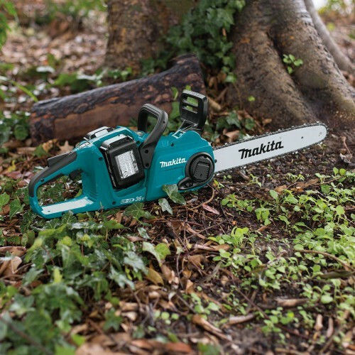 Makita Battery Chainsaw 5.1kg with Blade 35cm