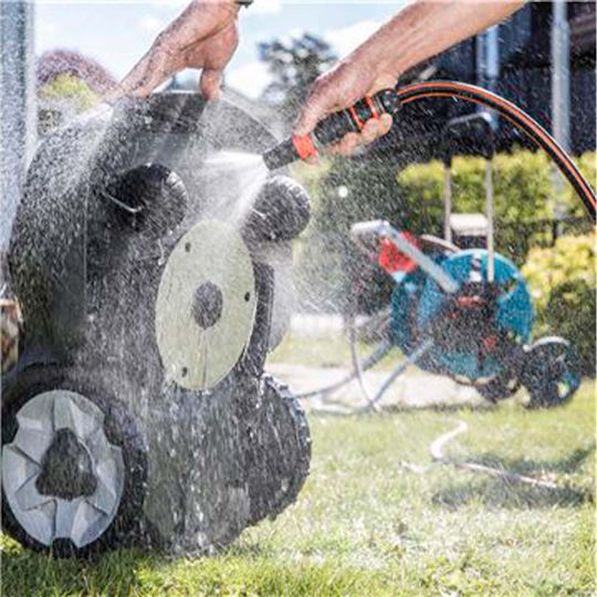 Husqvarna Automower 305 Ρομποτική Μηχανή Γκαζόν 2.1Ah