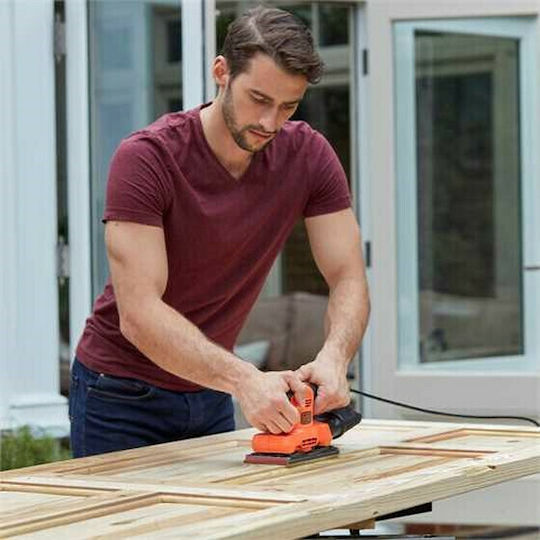 Black & Decker Schwingschleifer mit Absaugsystem