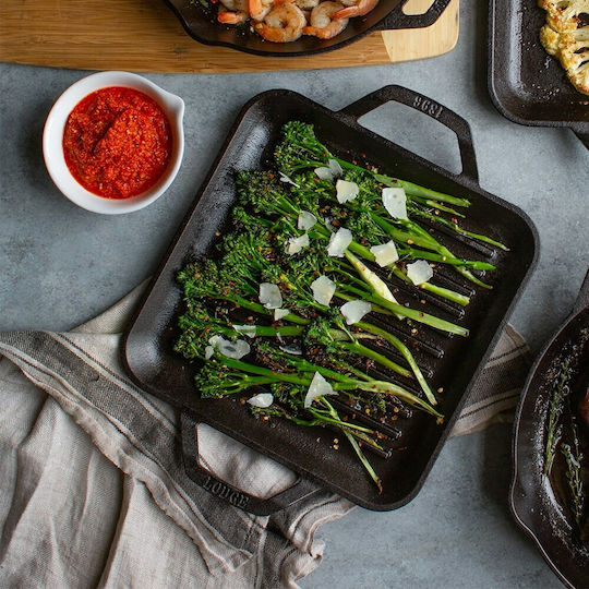 Lodge Non-Stick Baking Plate with Cast Iron Grill Surface 36.83x27.94x3.55cm