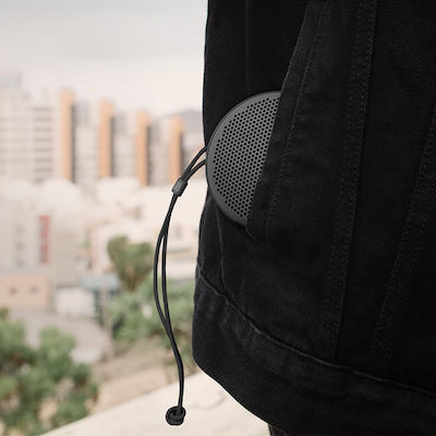 Bang & Olufsen Beoplay P2 Bluetooth-Lautsprecher 30W mit Batterielebensdauer von bis zu 10 Stunden Black