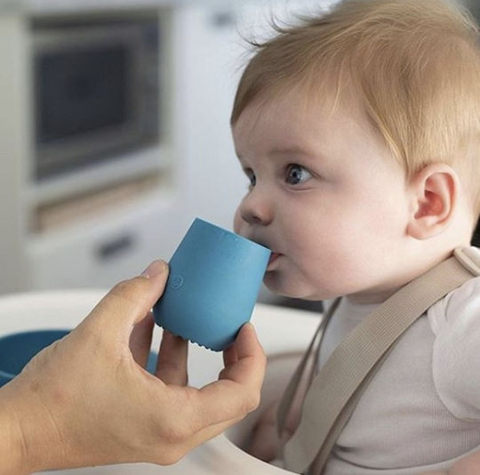 Ezpz Παιδικό Ποτηράκι "Mini Cup" από Σιλικόνη Ροζ 60ml για 4m+
