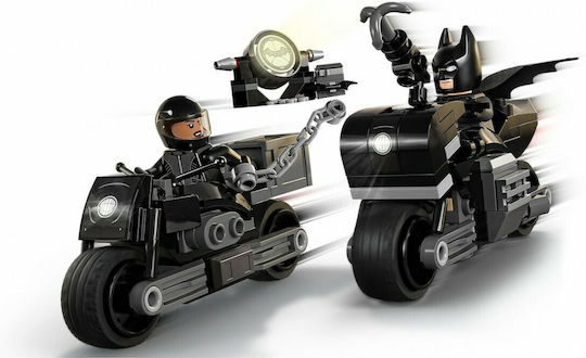 DC Super Heroes Batman & Selina Kyle Motorcycle Pursuit pentru 6+ ani Ani