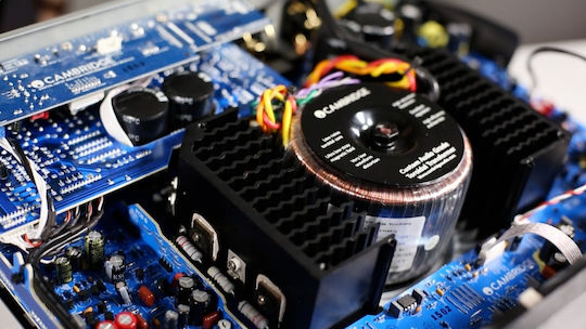 Cambridge Audio CXA61 Интегриран Hi-Fi усилвател Stereo 90W/4Ω 60W/8Ω 4314
