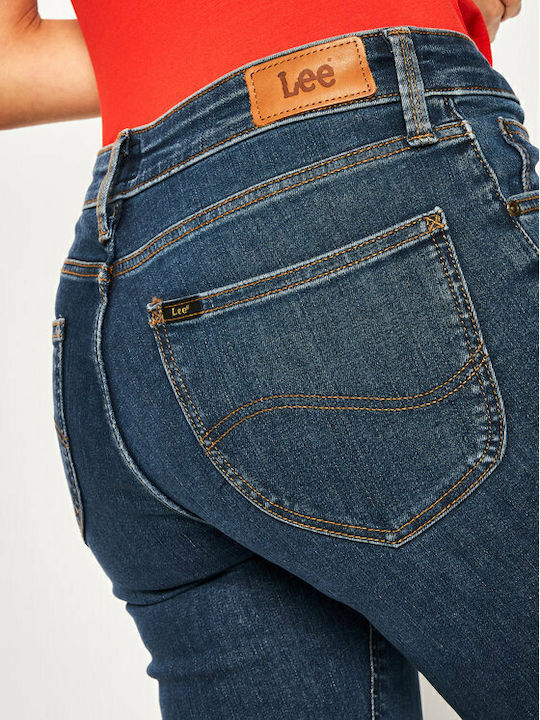 Scarlett Damenjeans in Enger Passform