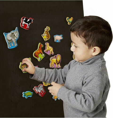Melissa & Doug Magnetic Construction Toy Magnetic Animals for Children Aged 2+
