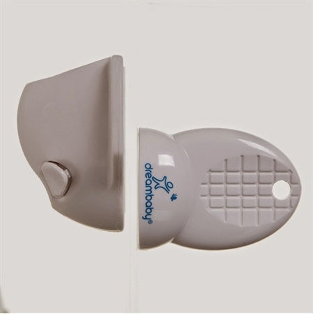 Dreambaby Cabinet & Drawer Lock with Magnet made of Plastic in White Color 2pcs
