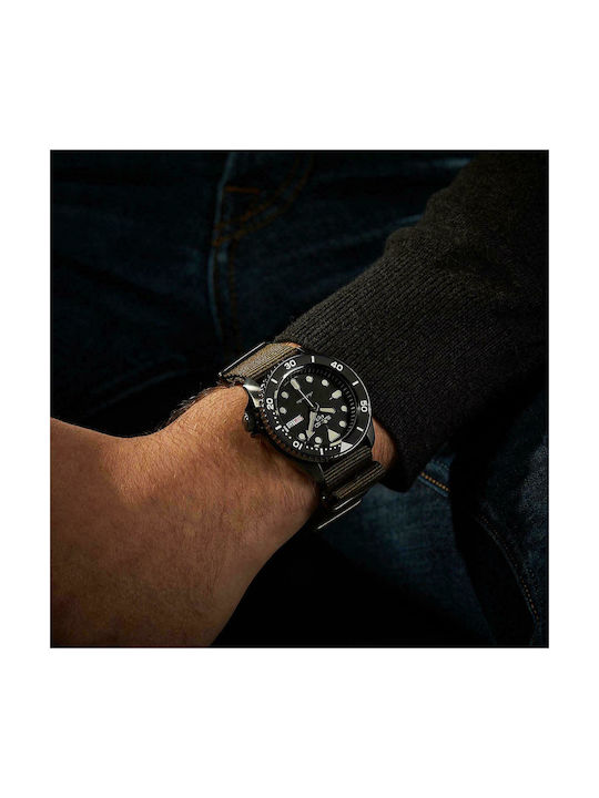 5 Sports SKX Sports Style Часовник Автоматичен с Зелен Платнена каишка