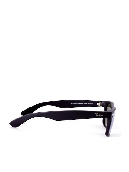 Ray Ban Wayfarer Unisex Sunglasses with Black Plastic Frame and Silver Mirror Lens RB2132 622/30
