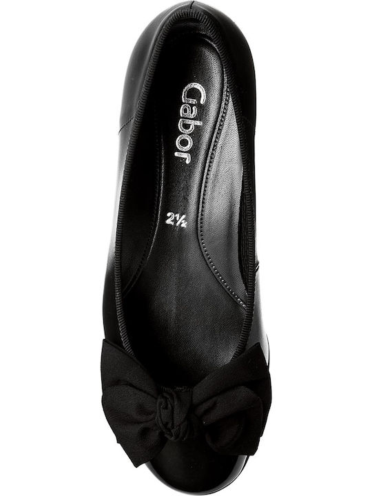 Lederne Damen Ballerinas Spitz zulaufend in Schwarz Farbe
