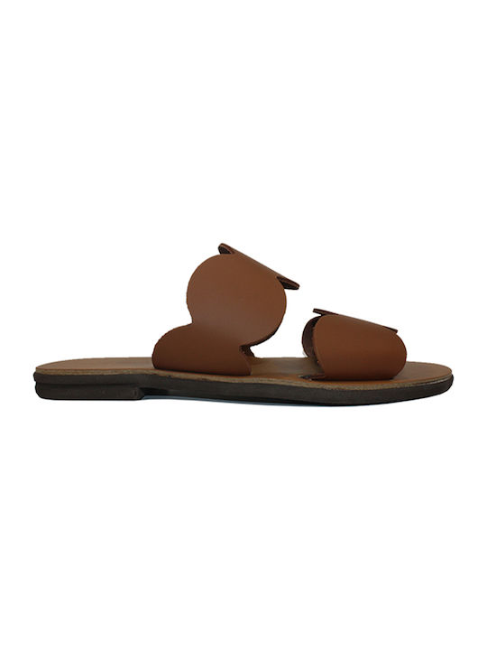 Women's leather sandals in tan color