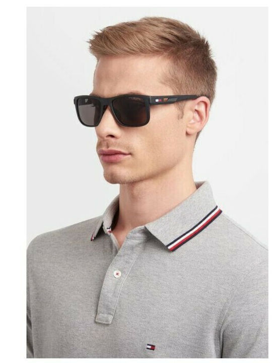 Tommy Hilfiger Unisex Sunglasses with Navy Blue Plastic Frame and Polarized Lens