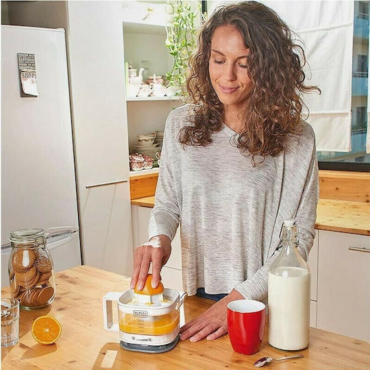Black & Decker BXCJ25E Electric Juicer 25W with 350ml Capacity White