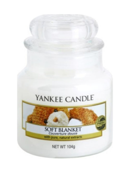 Yankee Candle Scented Candle Jar with Scent Soft Blanket 104gr 1pcs