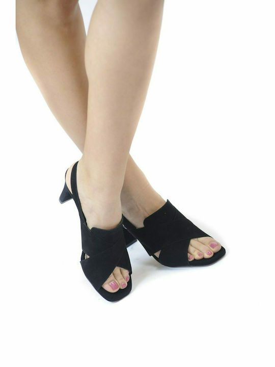 Women's Sandal with Medium Neckline and Cross Straps