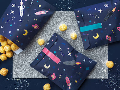 Treat pouches with the theme of space 13x14 cm 6 pcs.