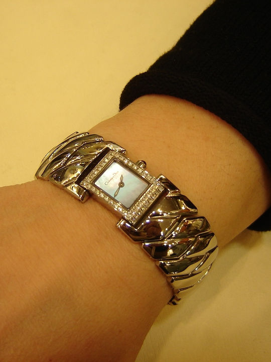 Dior Uhr mit Batteriewerk Dior Uhr mit Batteriewerk