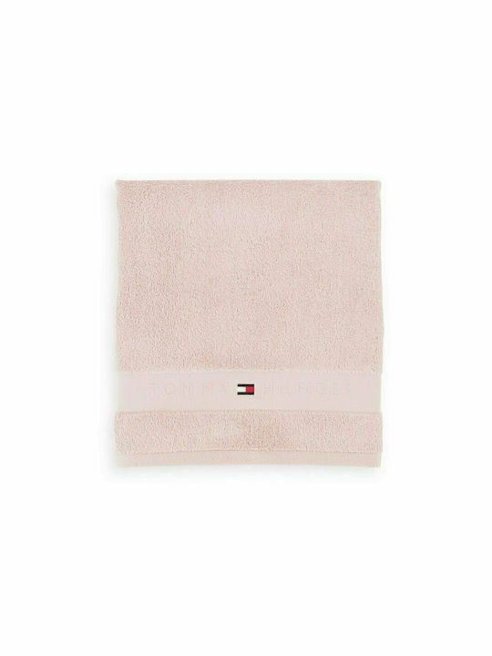 Tommy Hilfiger Bath Towel Legend 9502915 70x140cm. Rosewater Weight 540gr/m²